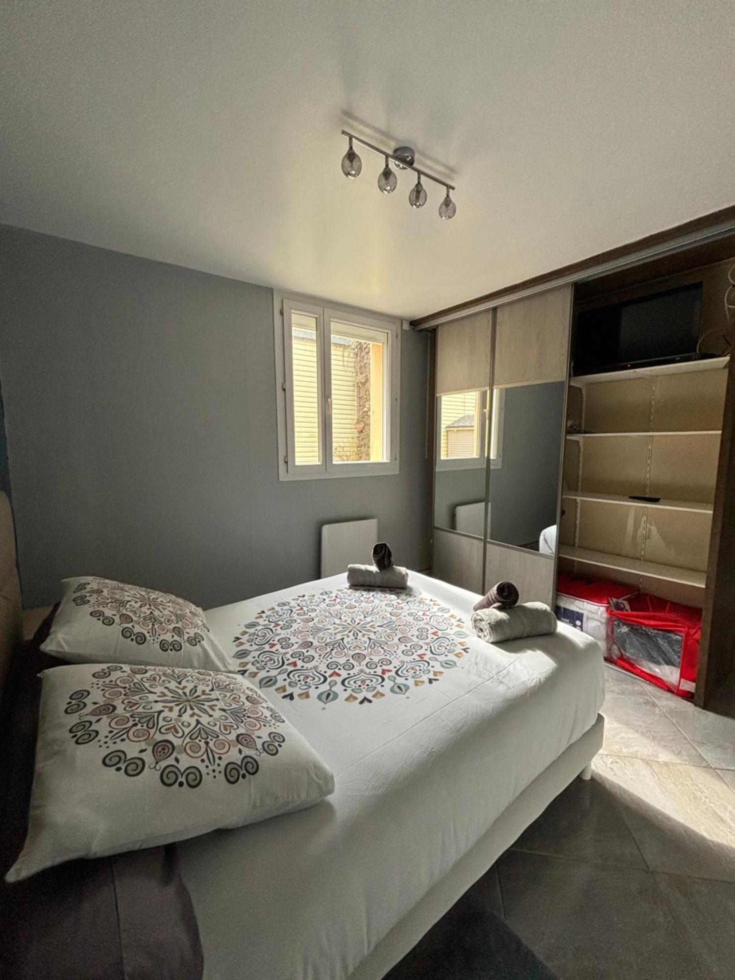 Rez-de-chaussee De Plain-pied Avec Parking Prive Au Centre Apartment